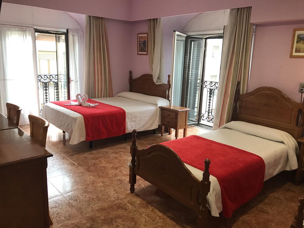 Madrid Playa Rooms Экстерьер фото